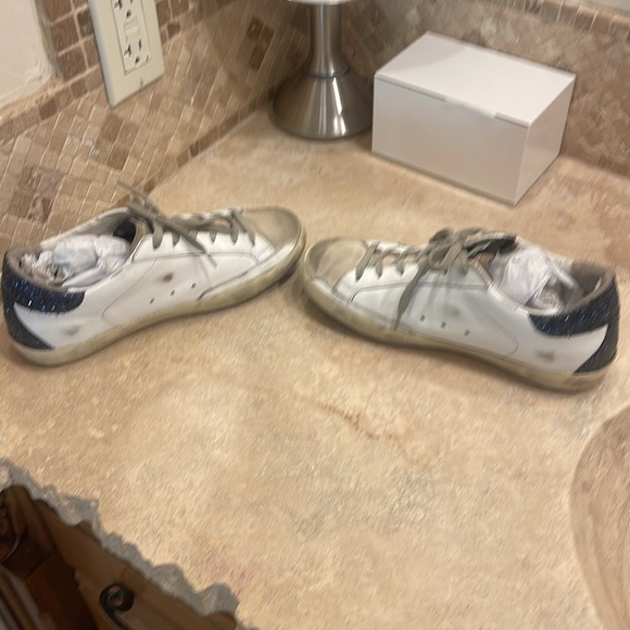 Golden Goose - Picture 3 of 9